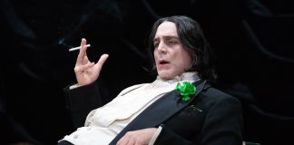 Divagazioni e delizie, Daniele Pecci al Teatro Menotti