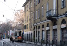 Binari tram, sostituzione in due zone a marzo