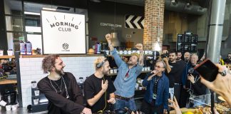 m2o Morning Club, a sorpresa Jovanotti in console