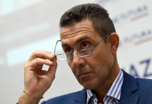 Vannacci lascia la Lega