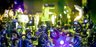 Computer ultraveloci controllati dalla luce, ricerca CNR-Politecnico