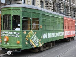 Da Piazza Castello parte il Tram della Colazione
