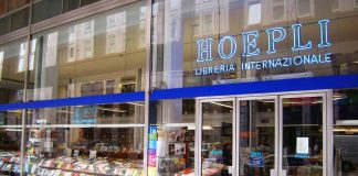 Hoepli, sciopero e flash mob