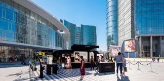 Lovrén In The City, il tour della bellezza in Piazza Gae Aulenti