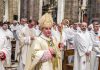 La Messa Crismale in Duomo celebrata dall’Arcivescovo Delpini