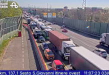 Incidente su A4, morto motociclista
