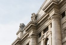Borsa, mercati in attesa della FED, Piazza Affari debole