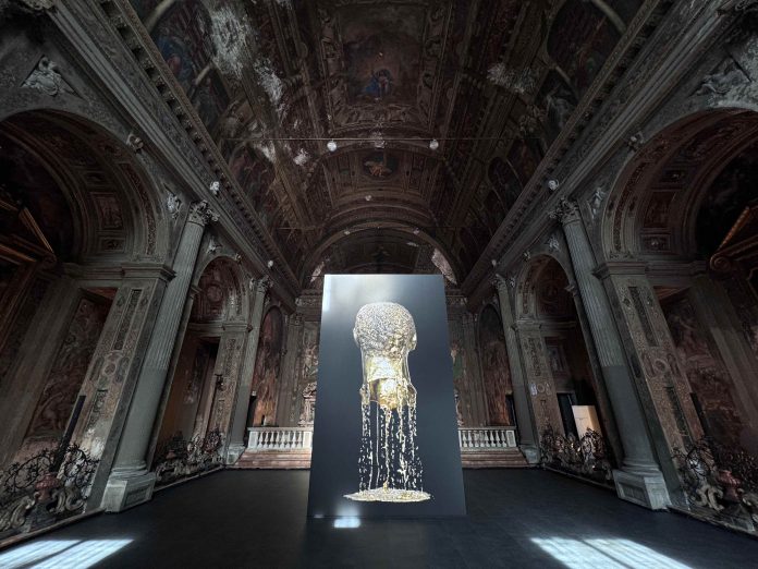 La video installazione Capita Aurea di Fabrizio Plessi nella Galleria Deloitte_1