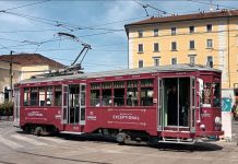 Milano Viaggia nel Design: Il Tram Radisson Collection Trasforma la Città in un Museo in Movimento