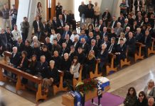 Tanti calciatori, vip e gente comune per i funerali di Beccalossi a Brescia