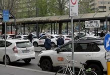 Taxi, il corteo verso Palazzo Marino