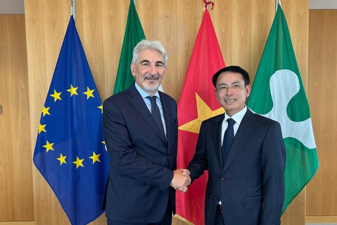 Lombardia Vietnam cooperazione economica