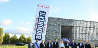 PERFETTI VAN MELLE CELEBRA 80 ANNI DI ATTIVITÀ Installazione Brooklyn - Van Melle