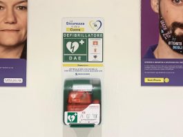 Poste Italiane, defibrillatori in tre sedi della provincia di Milano