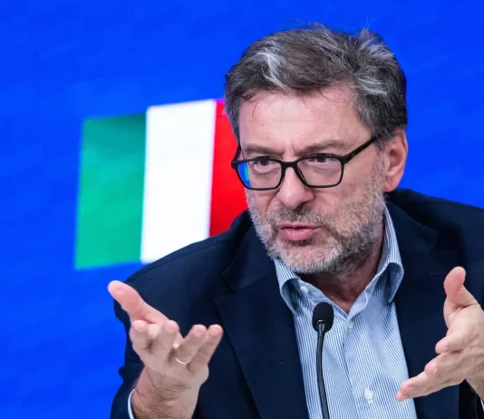 Giorgetti : «Va difesa la biodiversità bancaria».