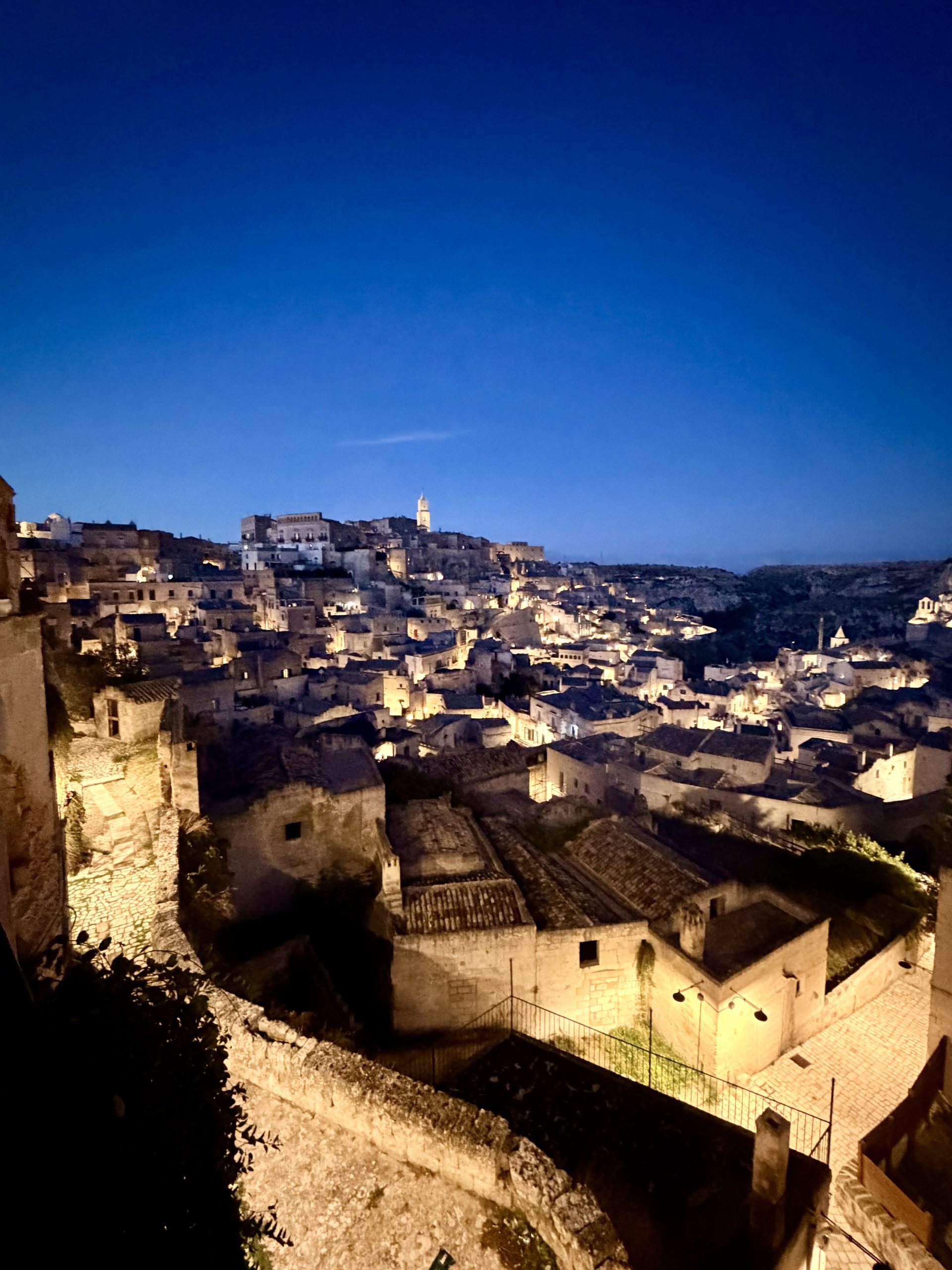 Basilicata che spettacolo: Un Viaggio tra Cultura, Sapori e Ospitalità