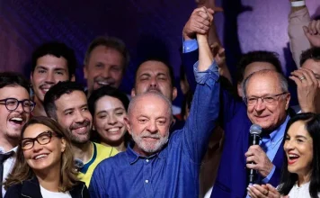 Brasile, Lula rieletto presidente: battuto Flávio Bolsonaro al ballottaggio